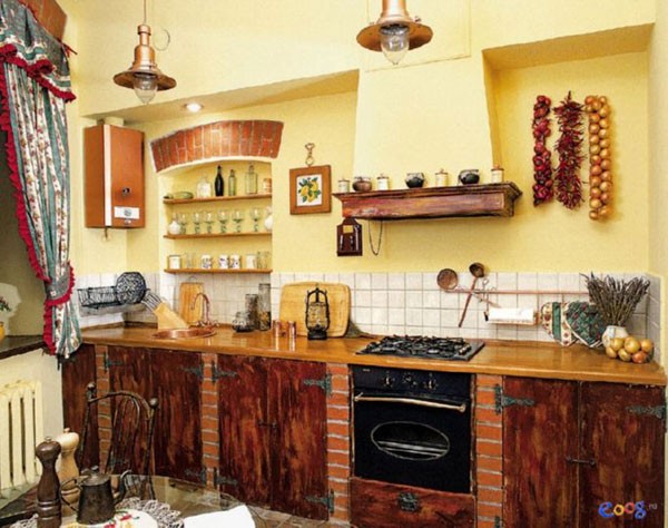 Рабочее пространство кухни в деревенском стиле