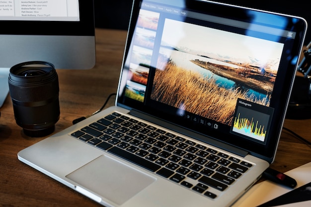 Kitajcy opublikovali fotografii 13 dyujmovogo retina macbook pro