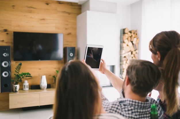 Что находится внутри новой Apple TV?